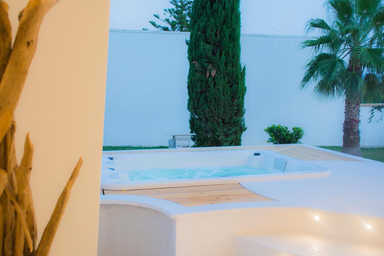 Valentino Luxury Room Porto Cesareo Exterior photo