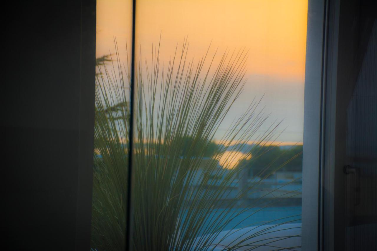Valentino Luxury Room Porto Cesareo Exterior photo